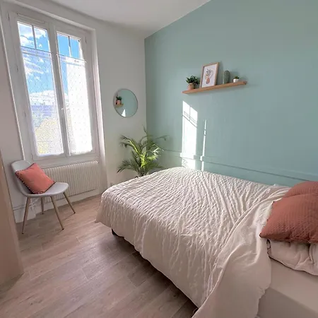 Le Paisible - Proche Des Thermes Apartment *
